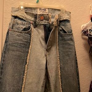 Revice Jeans, two toned soo cute on 🥹